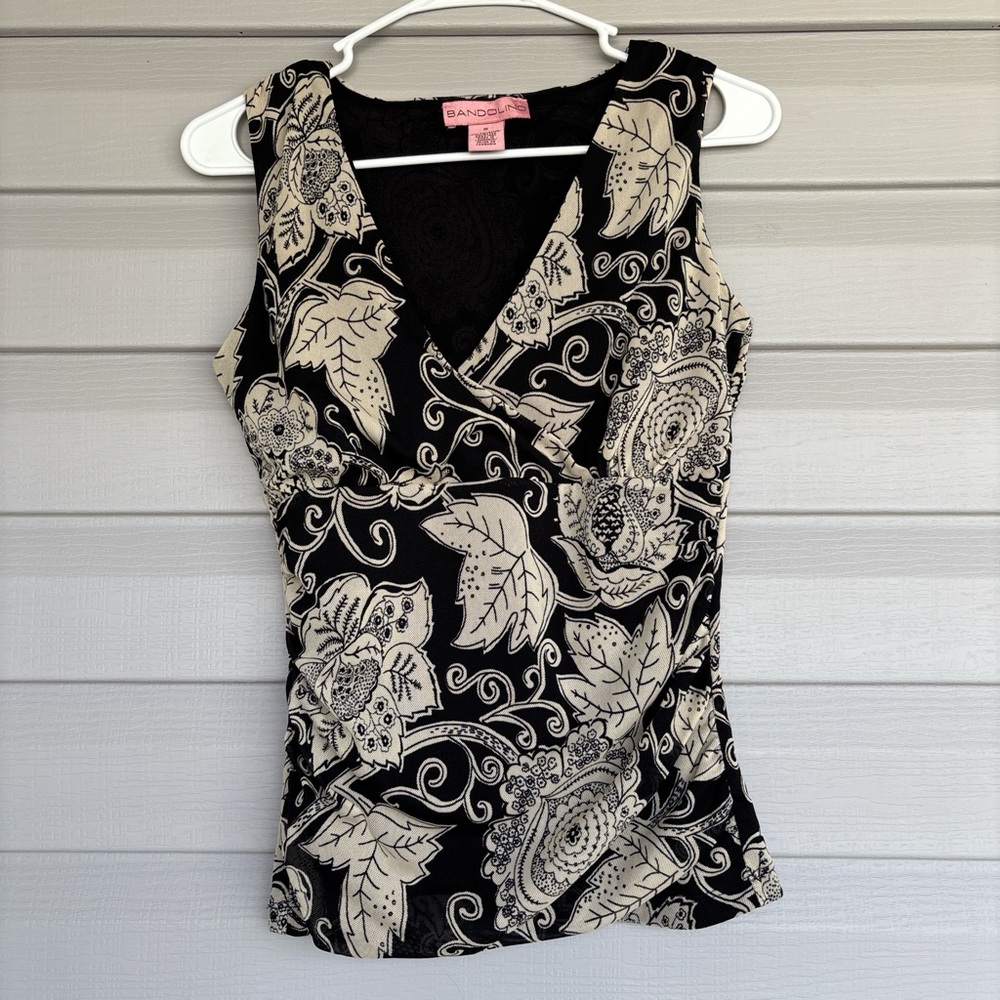 Bandolino Black Tank Top with Cream Floral Print